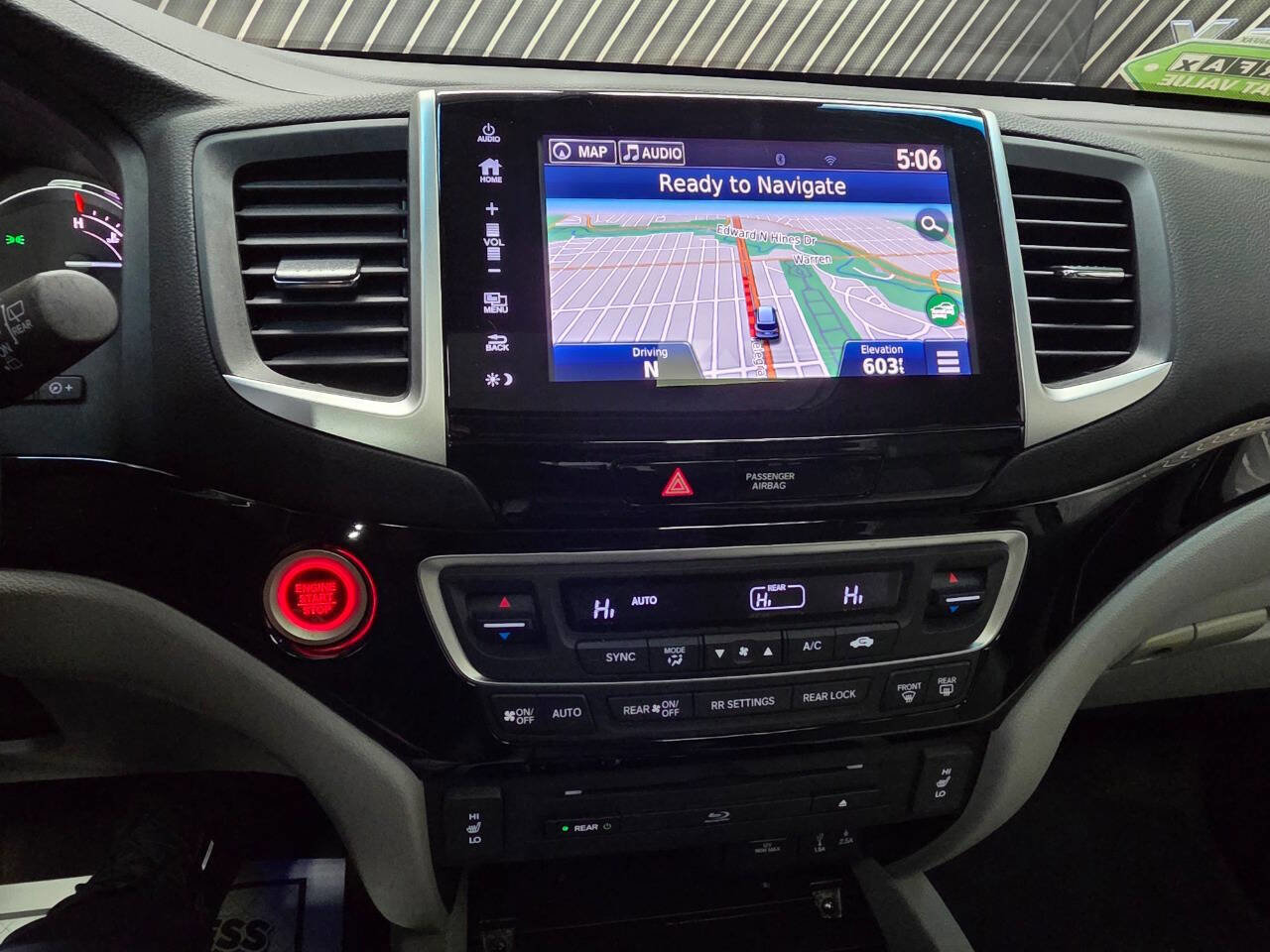 Used 2017 Honda Pilot Touring image 22