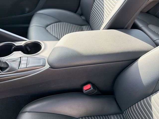 Used 2023 Toyota Camry SE image 22