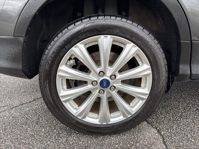 Certified 2019 Ford Escape SEL image 9