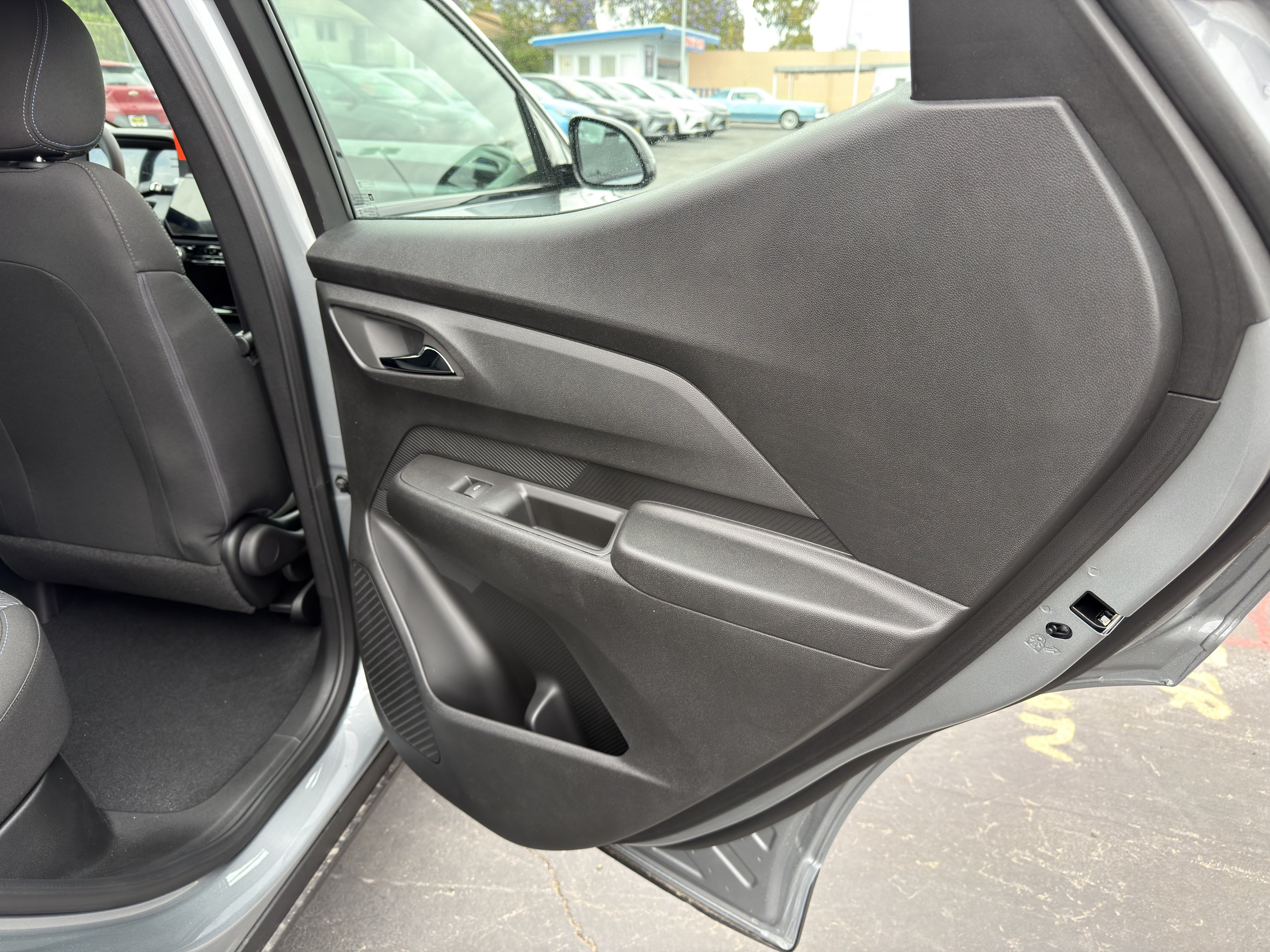 New 2027 Chevrolet Bolt LT w/ Comfort Package FWD image 14