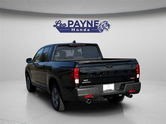 Certified 2025 Honda Ridgeline TrailSport image 8