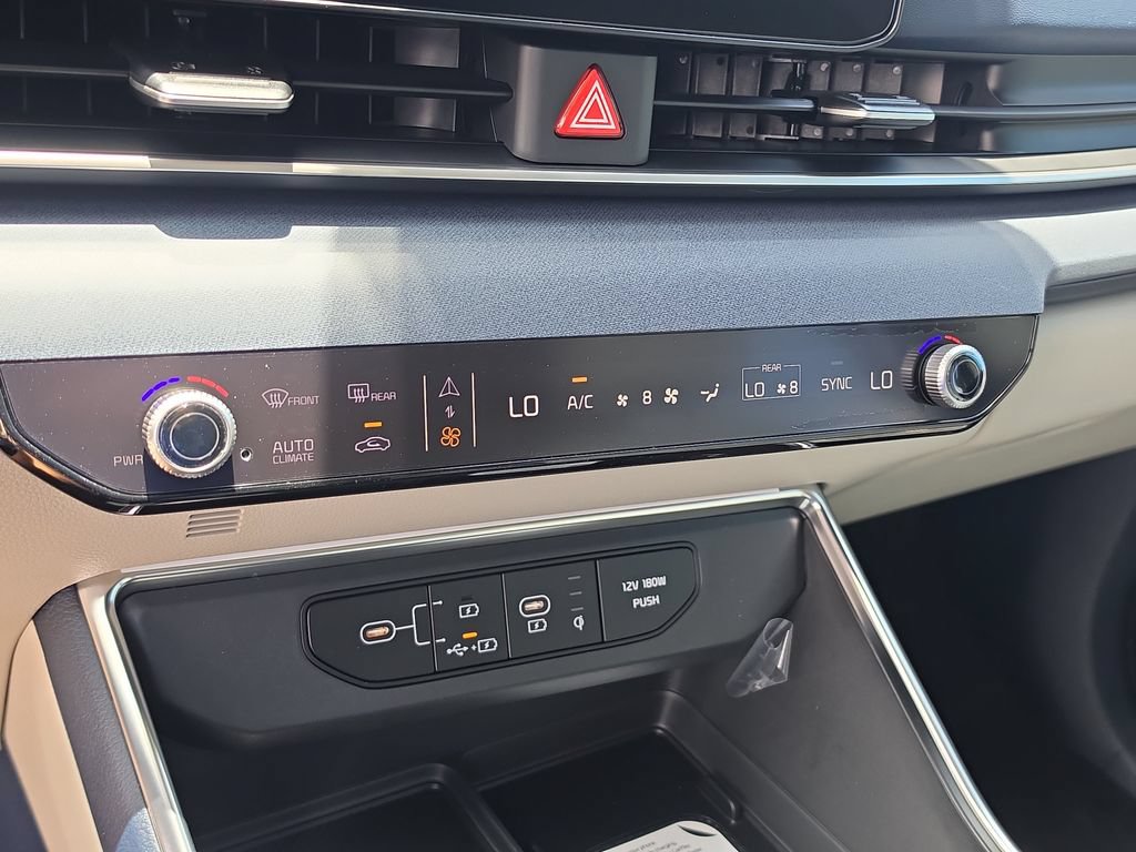 New 2026 Kia Carnival EX FWD image 26