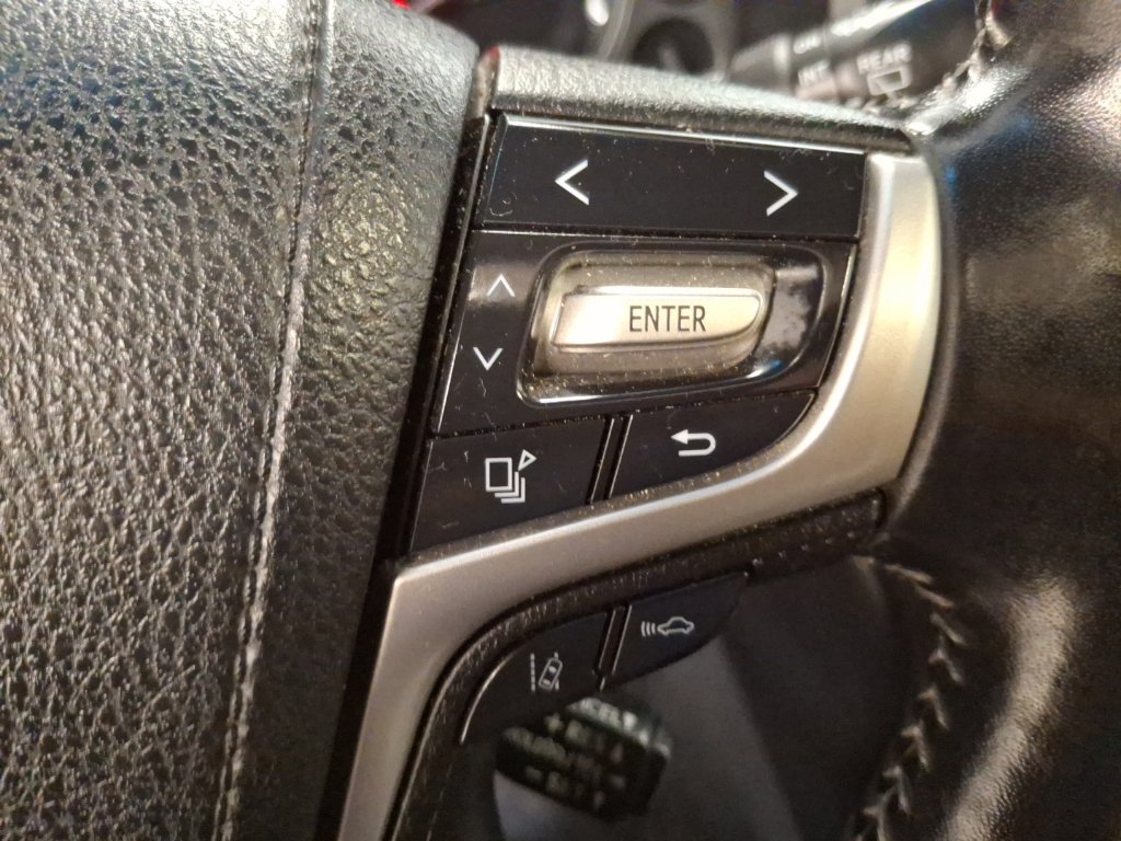 Used 2016 Toyota Land Cruiser AWD/4WD image 22
