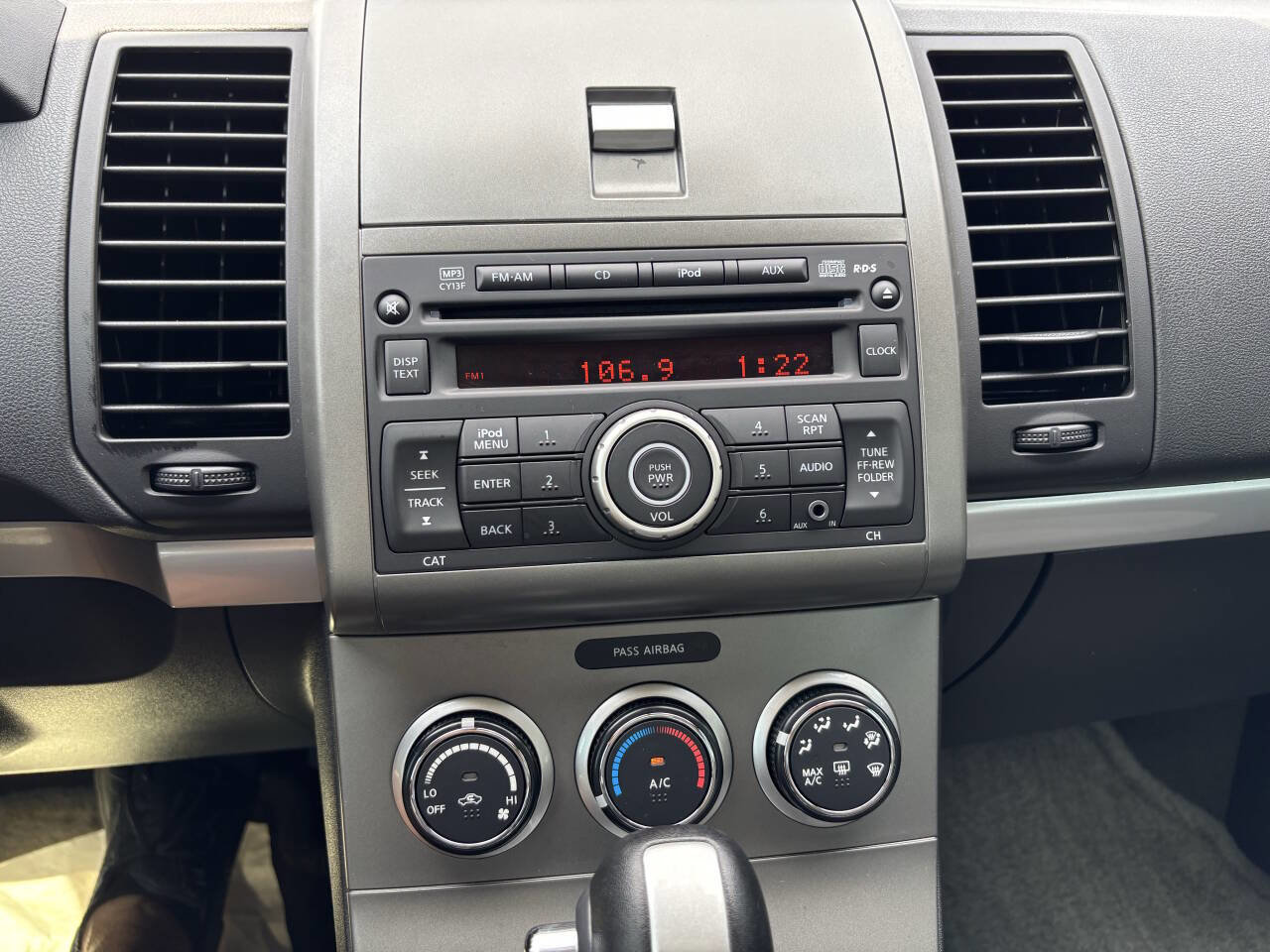 Used 2012 Nissan Sentra 2.0 S w/ Convenience Pkg image 15