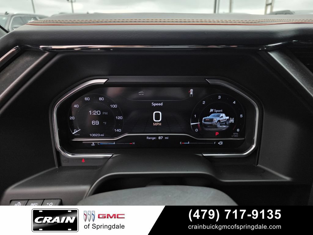 Used 2024 GMC Sierra 1500 AT4 w/ Technology Package AWD/4WD image 15