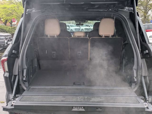 New 2026 Lincoln Navigator Black Label image 6