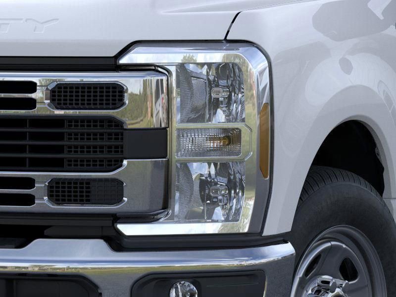 New 2026 Ford F350 XL w/ XL Chrome Package image 18