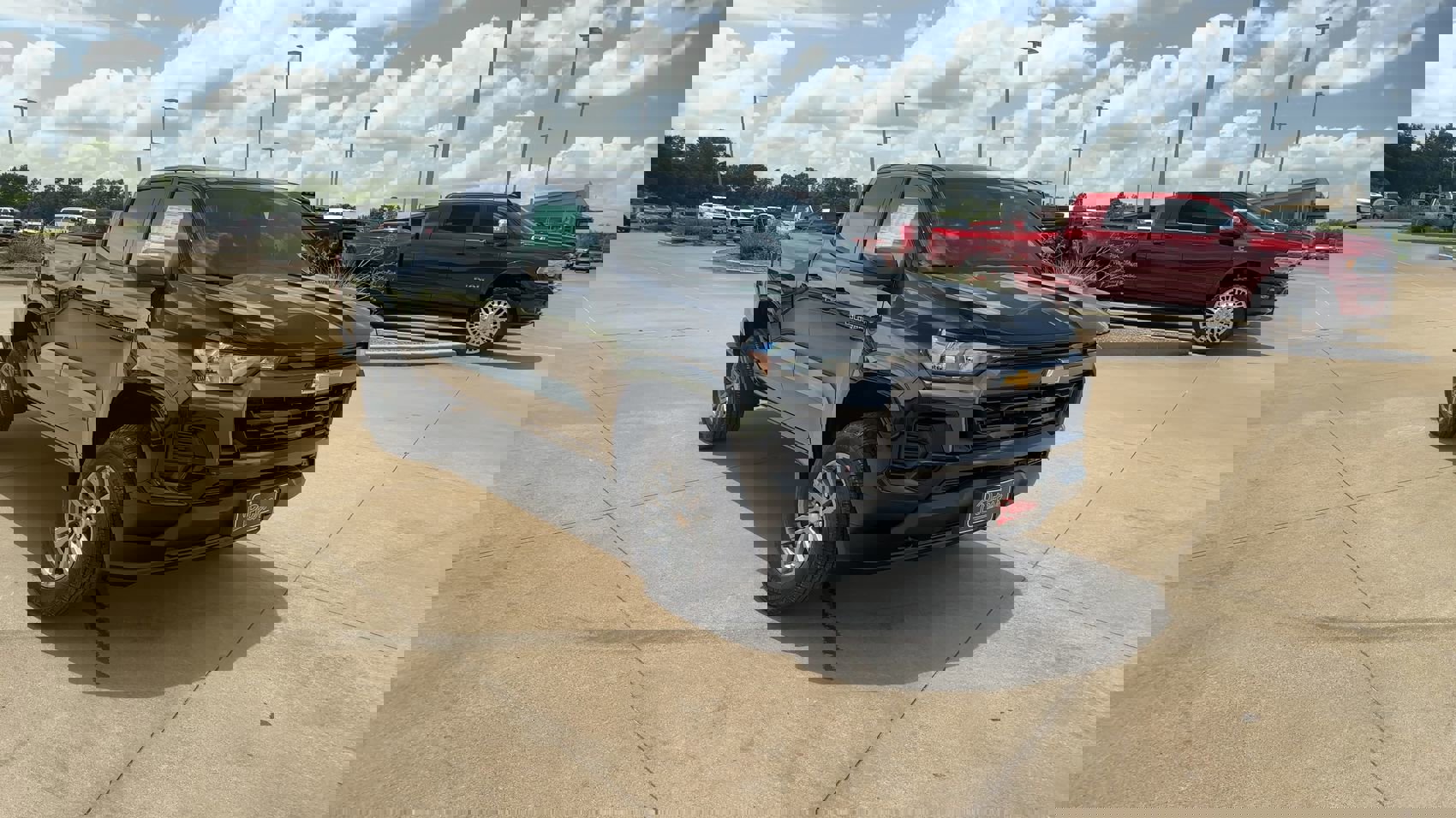 New 2025 Chevrolet Colorado LT w/ Advanced Trailering Package image 2