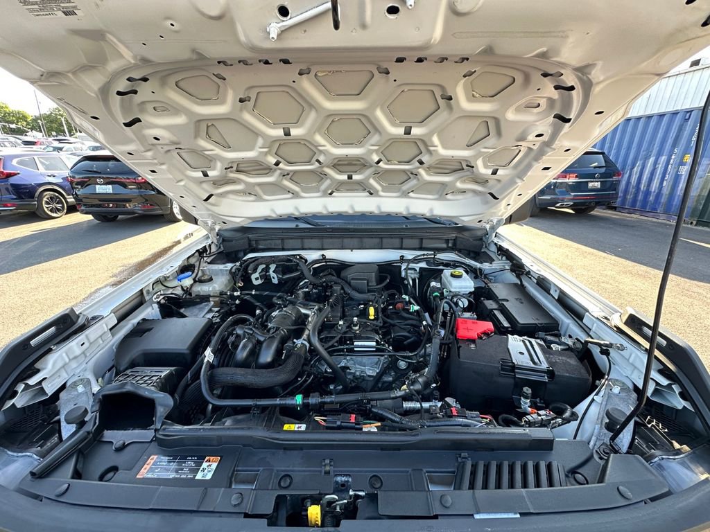 Used 2021 Ford Bronco Black Diamond image 28