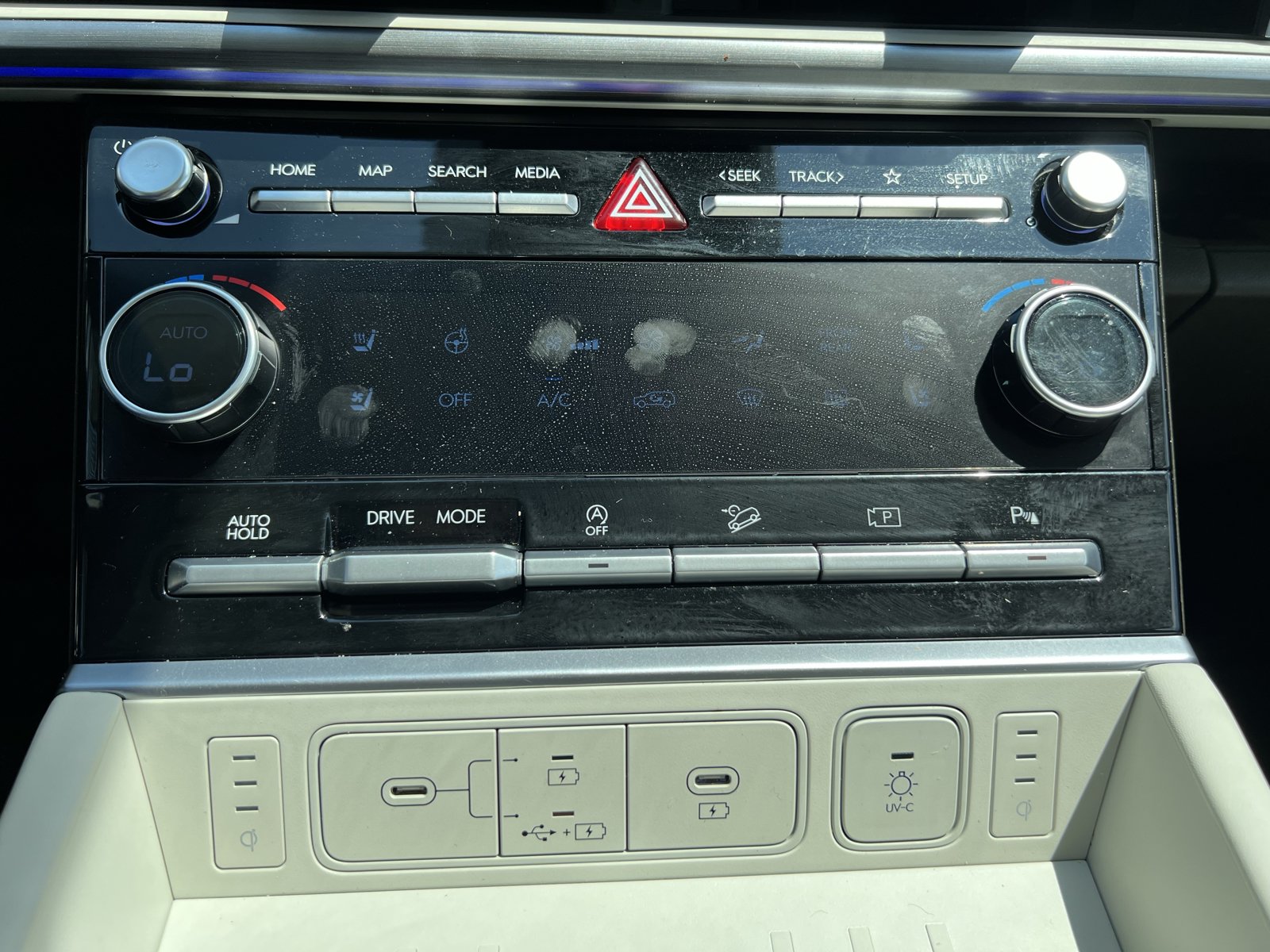 Used 2025 Hyundai Santa Fe Calligraphy FWD image 28