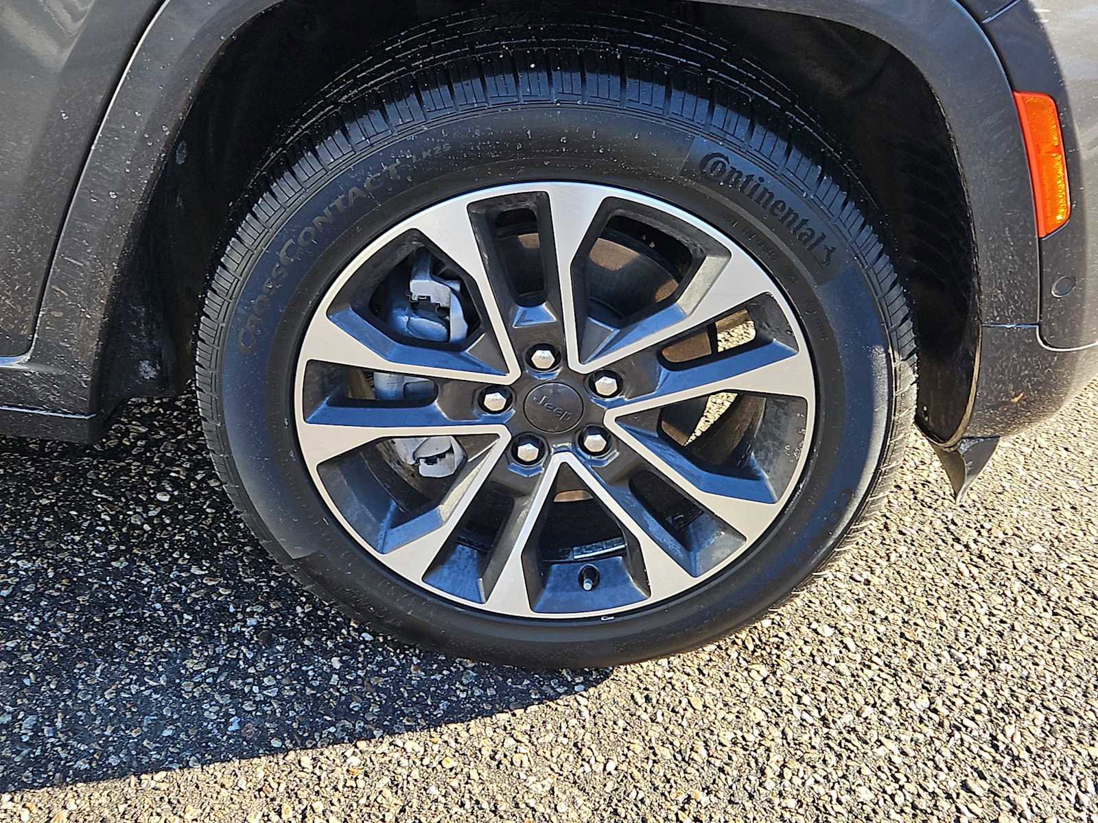 Used 2023 Jeep Grand Cherokee Overland image 10