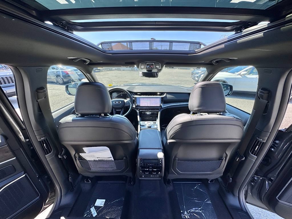 New 2027 Jeep Grand Cherokee L Limited AWD/4WD image 25