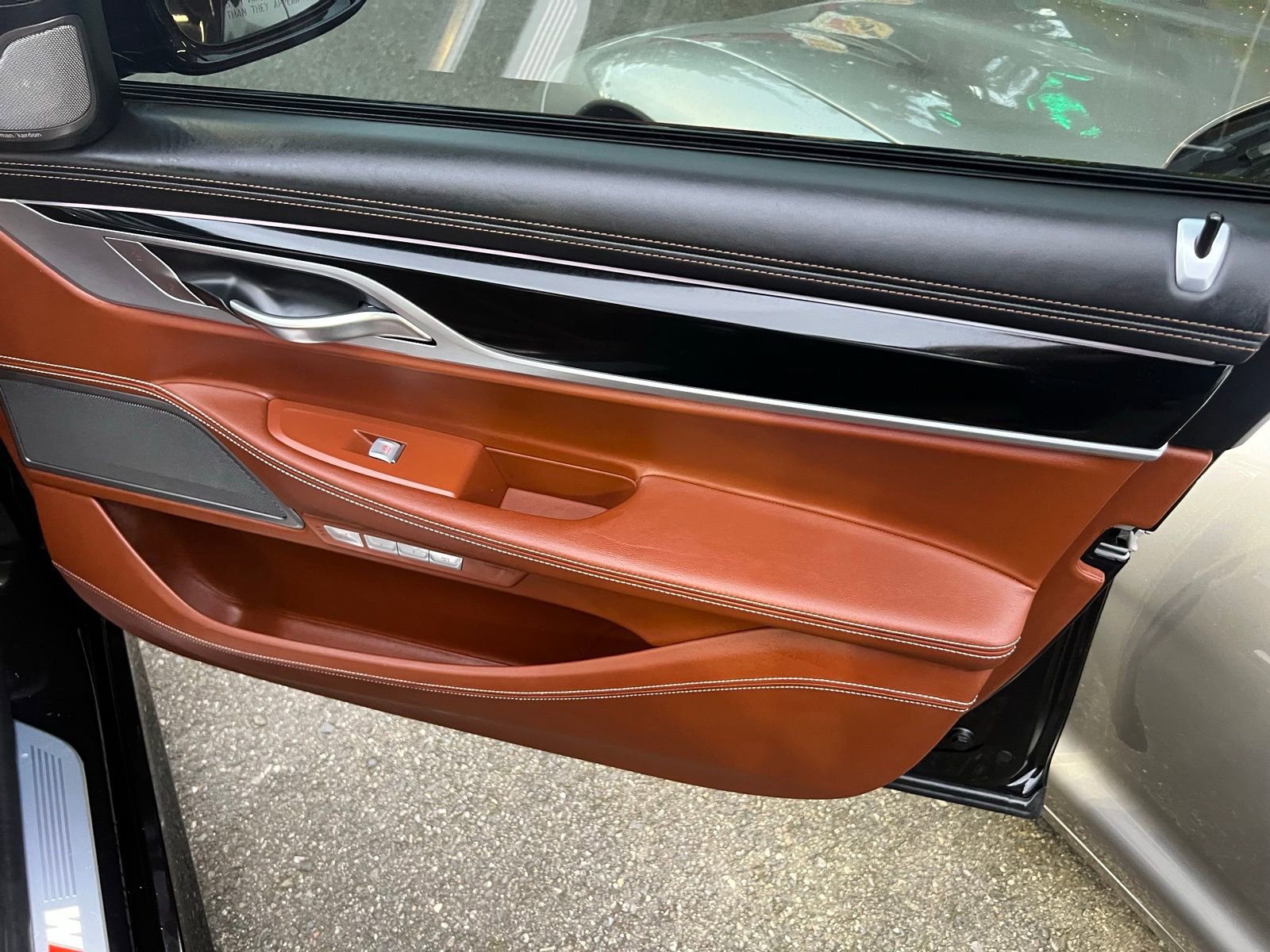 Used 2018 BMW 750i image 33