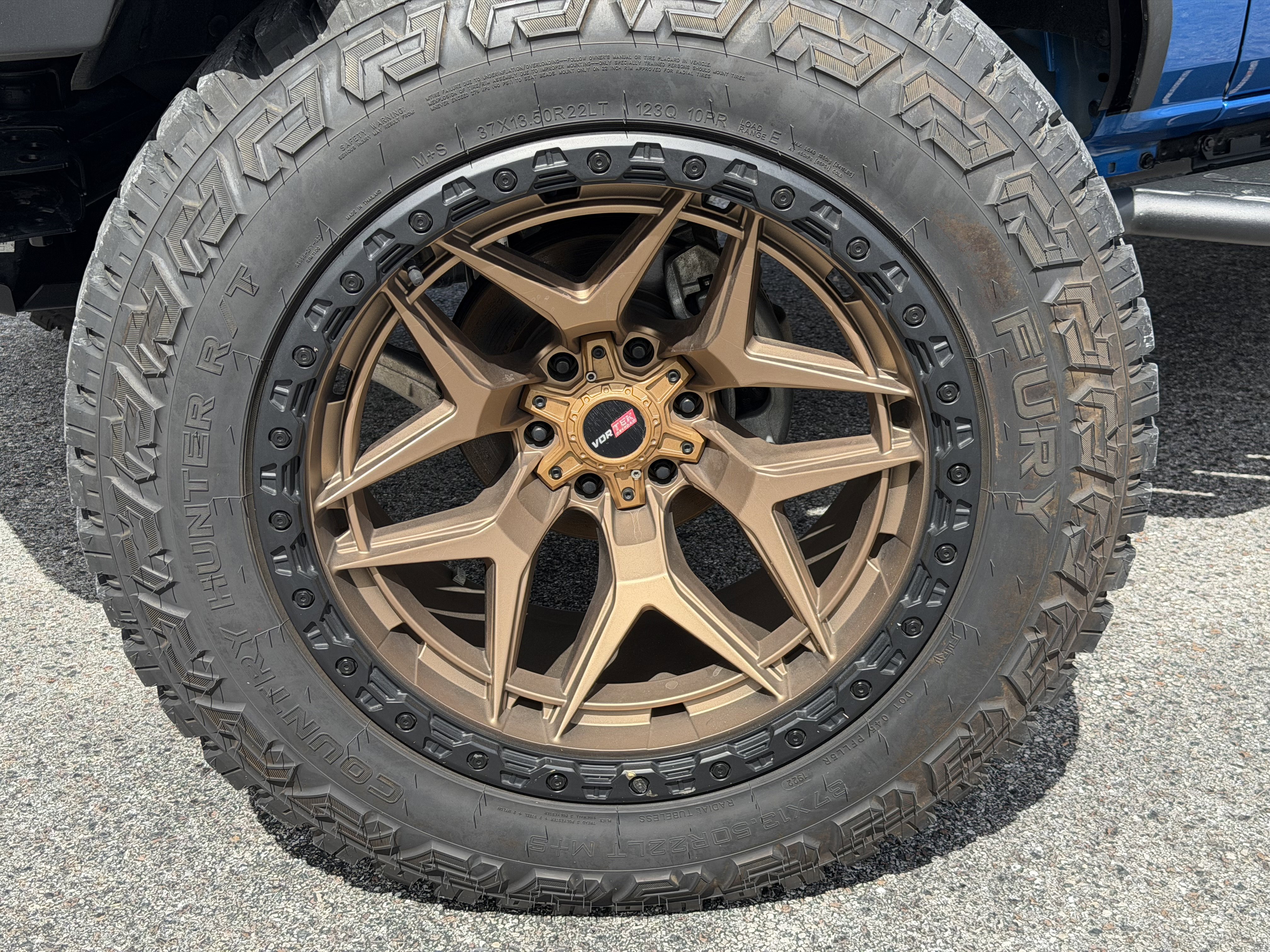 Used 2024 Ford Bronco Big Bend image 10