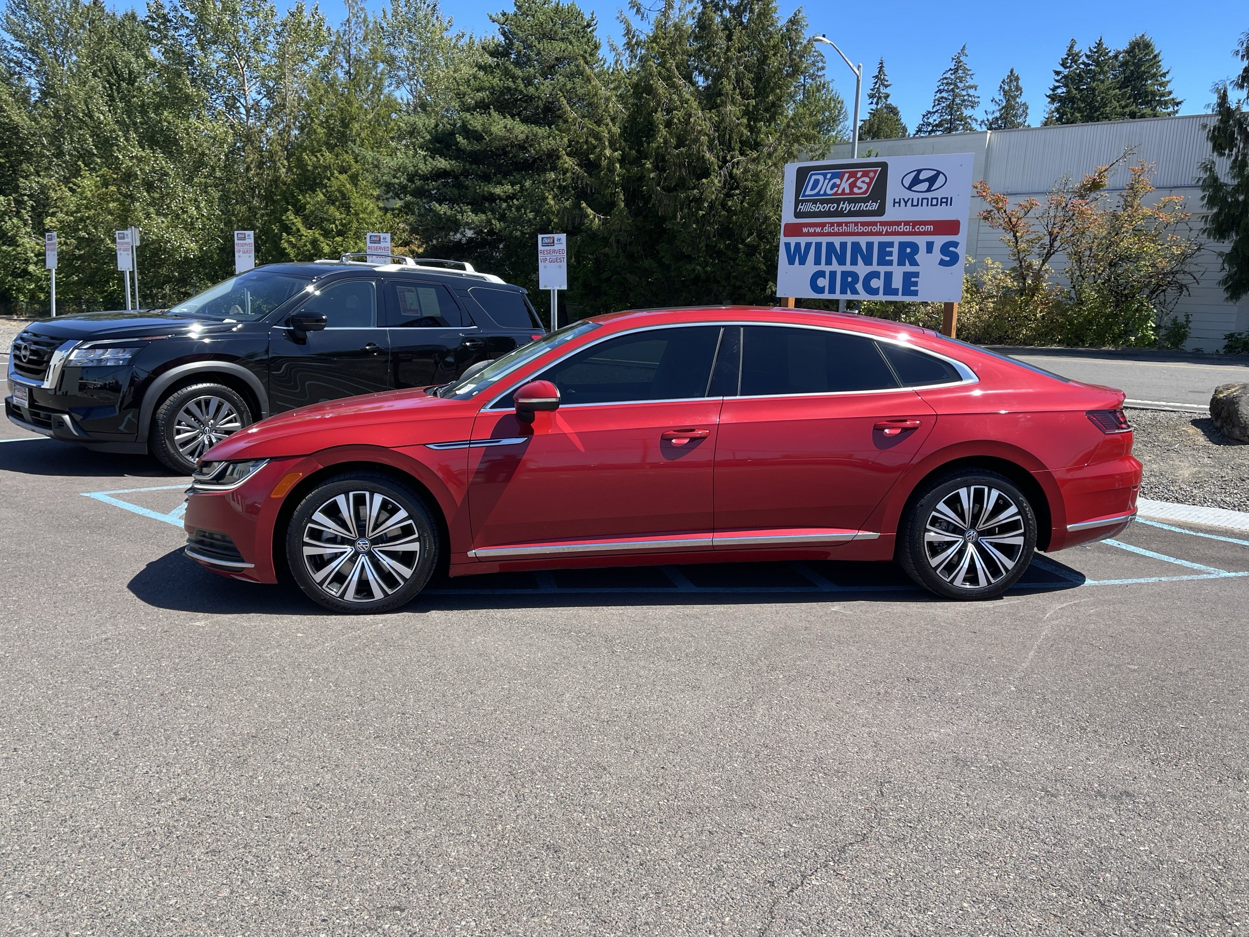 Used 2019 Volkswagen Arteon SE AWD/4WD image 2