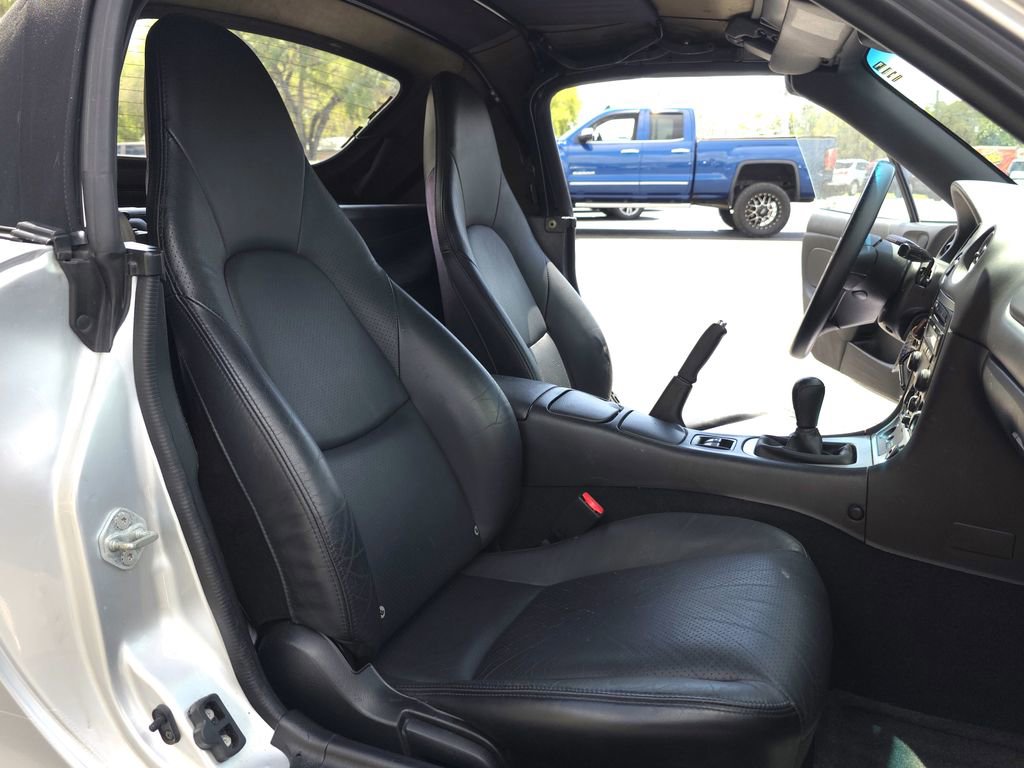 Used 2003 MAZDA MX-5 Miata image 15