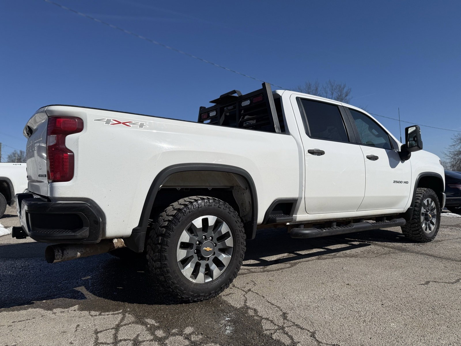 Used 2023 Chevrolet Silverado 2500 Custom w/ Custom Value Package image 9