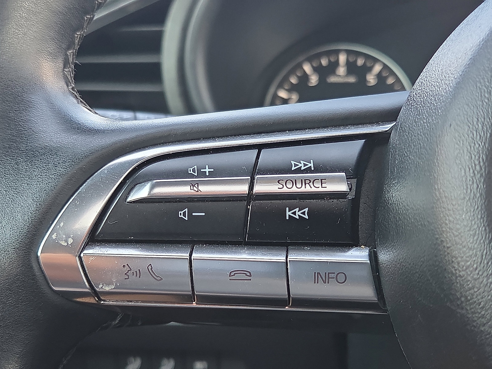 Used 2023 MAZDA MAZDA3 s image 16