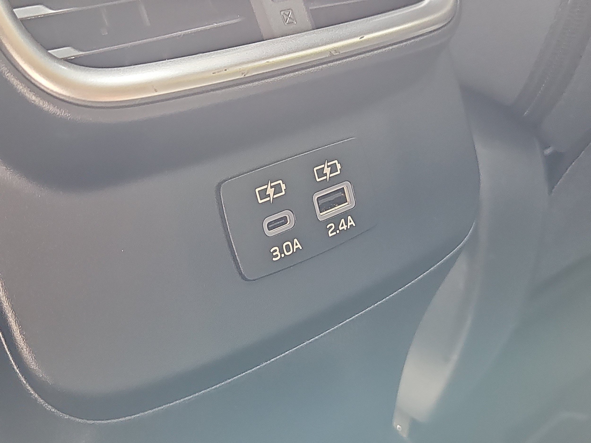 Certified 2024 Subaru Outback Premium AWD/4WD image 13