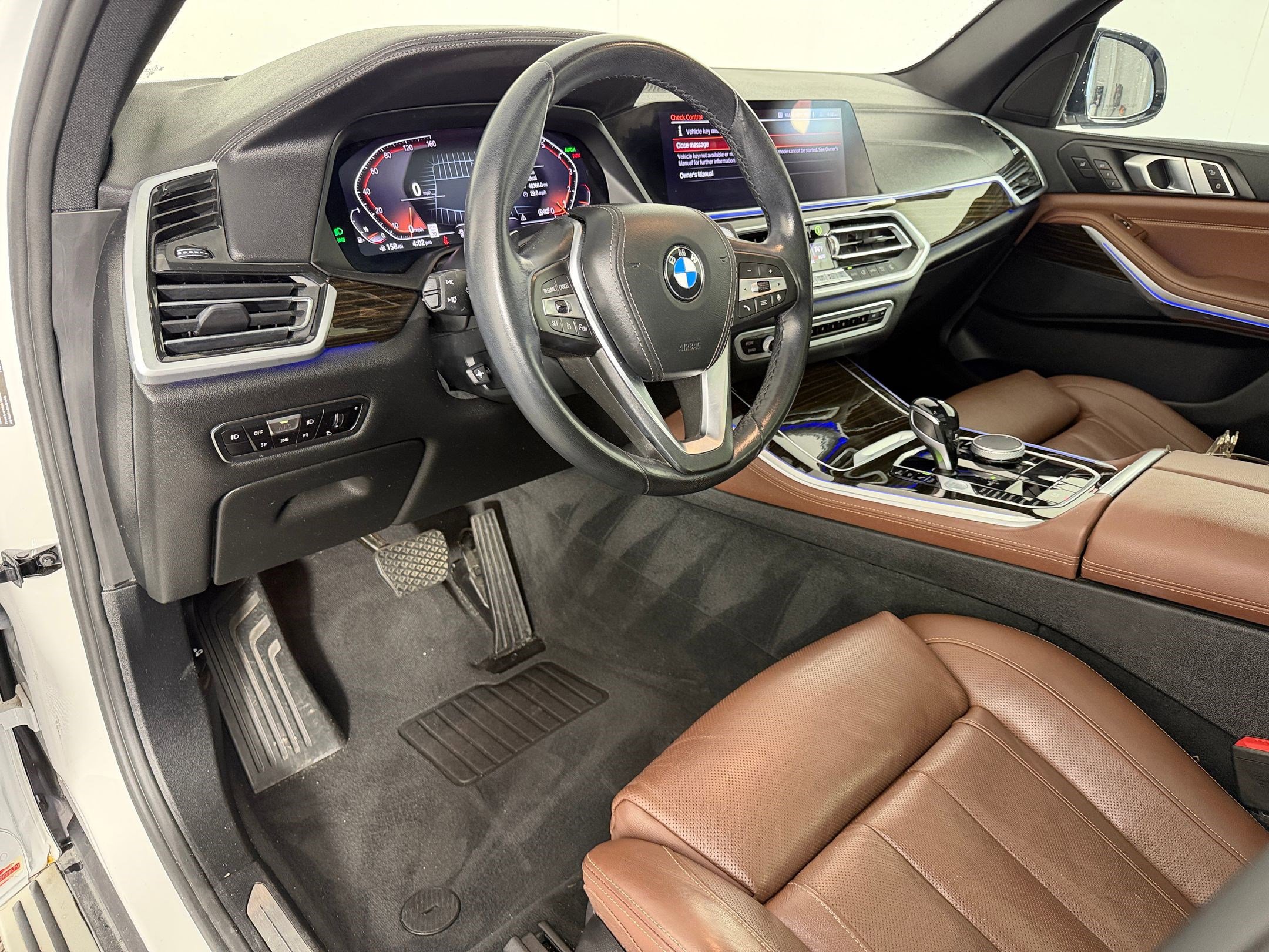 Used 2020 BMW X5 xDrive40i w/ Executive Package image 4