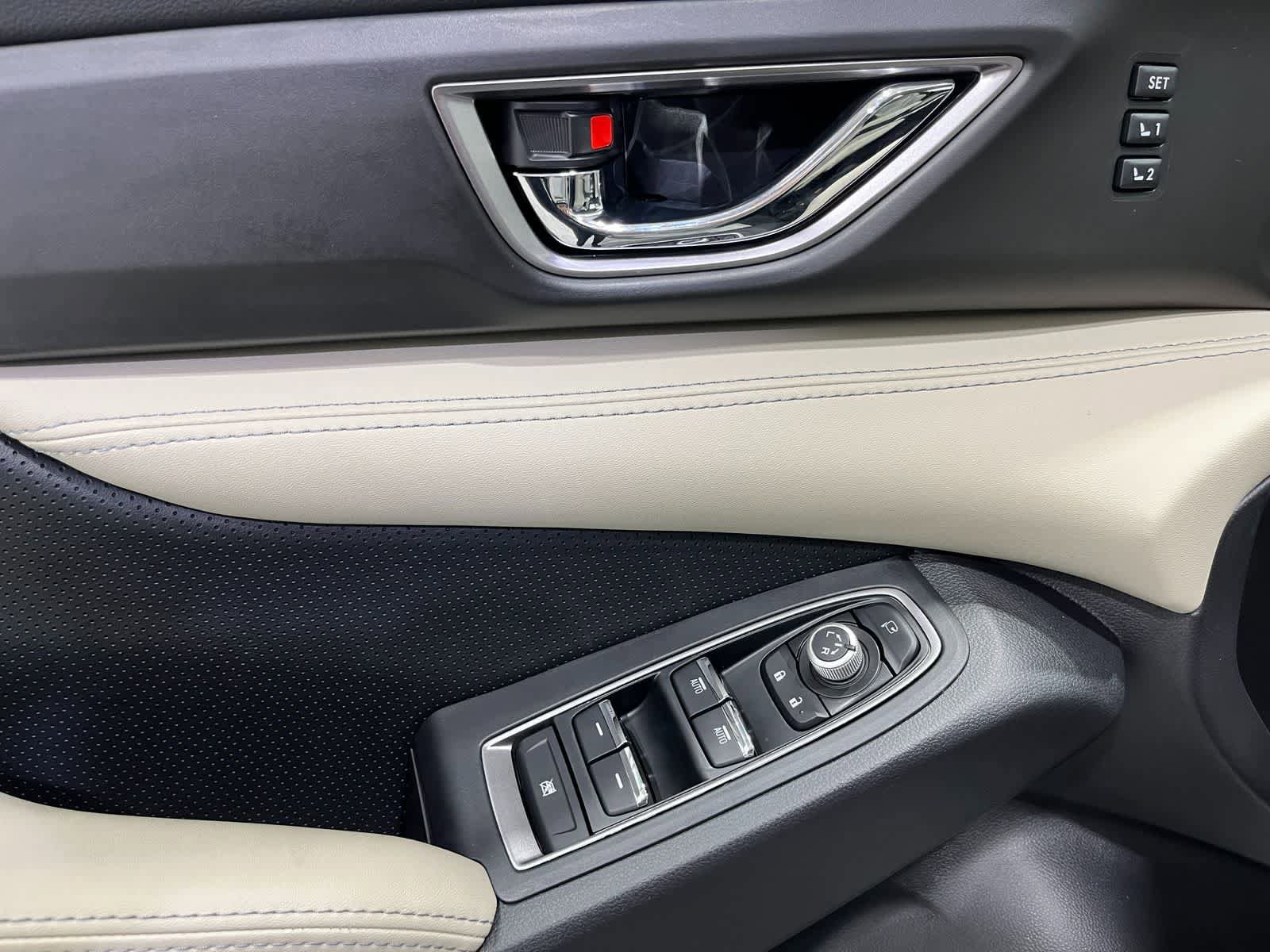 Certified 2025 Subaru Ascent Limited AWD/4WD image 13