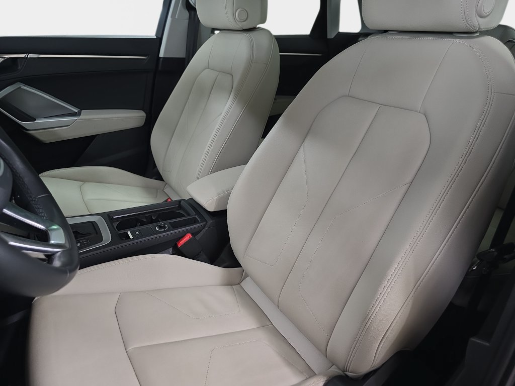 Used 2024 Audi Q3 2.0T Premium AWD/4WD image 17