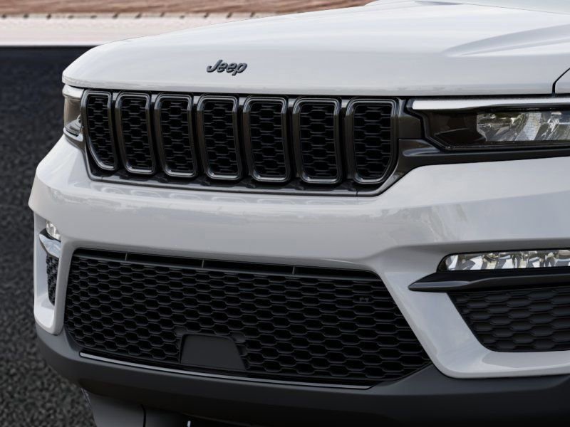 New 2025 Jeep Grand Cherokee Limited w/ Black Appearance Package image 11