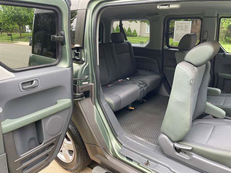 Used 2005 Honda Element EX image 69