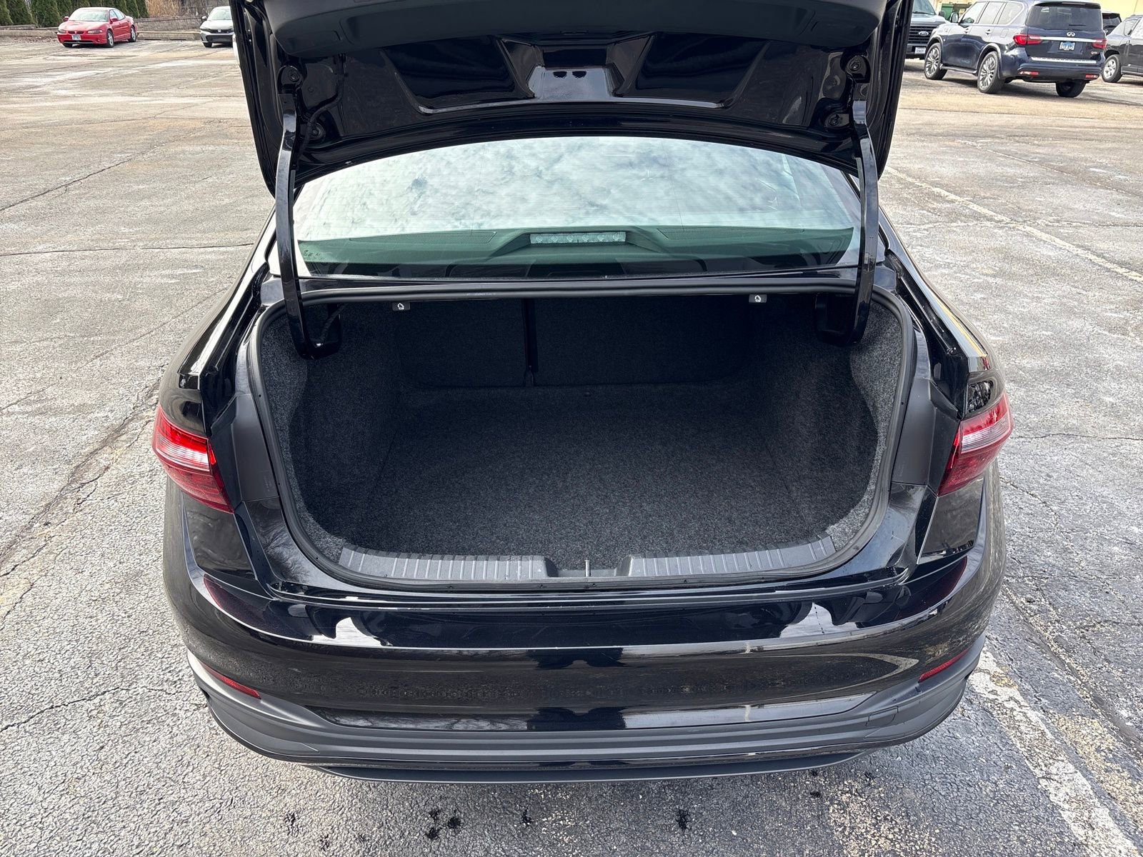 Used 2025 Volkswagen Jetta Sport image 23