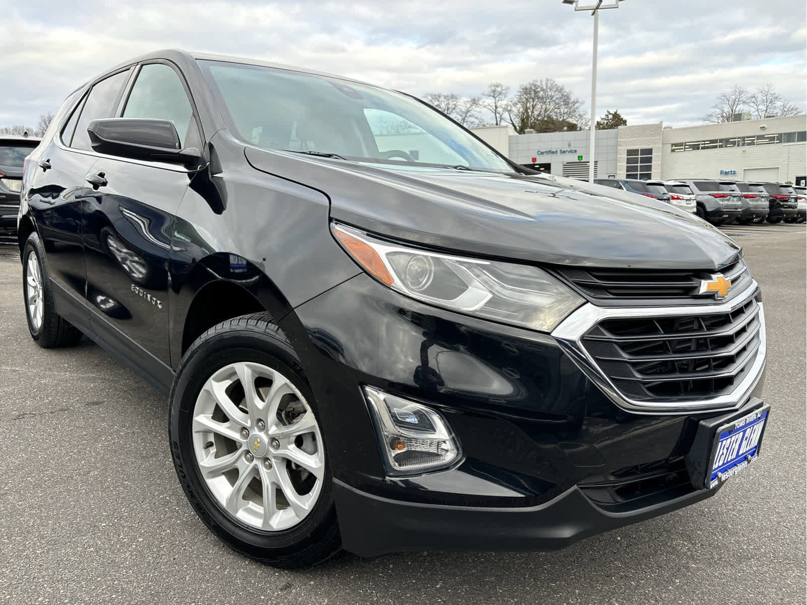 Used 2020 Chevrolet Equinox LT image 2