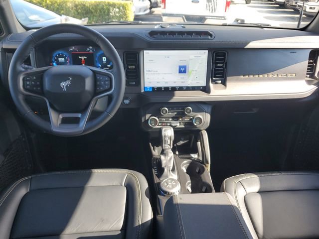 Used 2025 Ford Bronco Badlands AWD/4WD image 12
