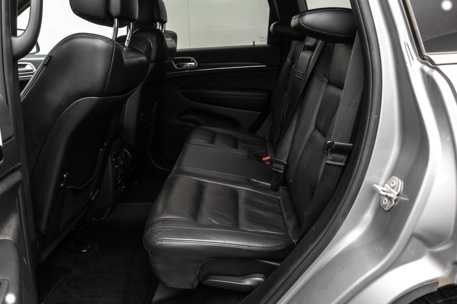 Used 2018 Jeep Grand Cherokee Limited image 28