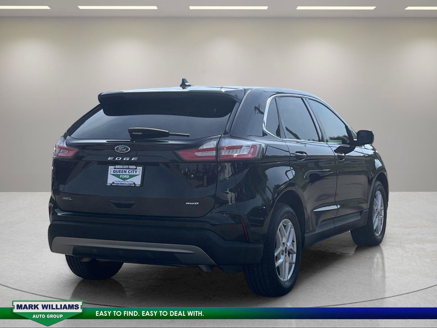Certified 2023 Ford Edge SEL w/ Convenience Package AWD/4WD image 3