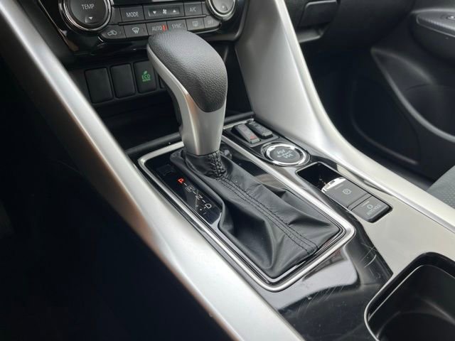 Used 2025 Mitsubishi Eclipse Cross SE image 48