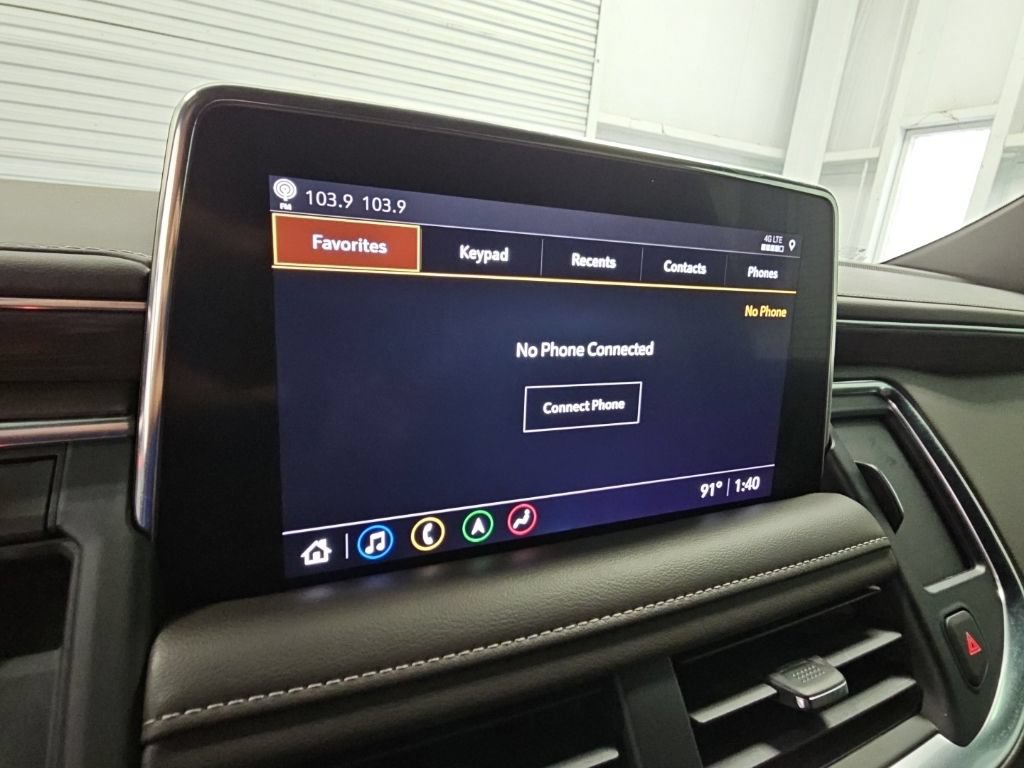 Used 2021 Chevrolet Suburban Z71 w/ Rear Media and Nav Package AWD/4WD image 16