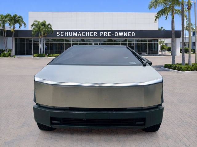 Used 2024 Tesla Cybertruck AWD Crew Cab image 2