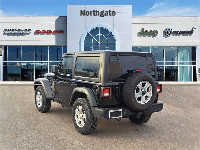 Used 2023 Jeep Wrangler Sport S image 3