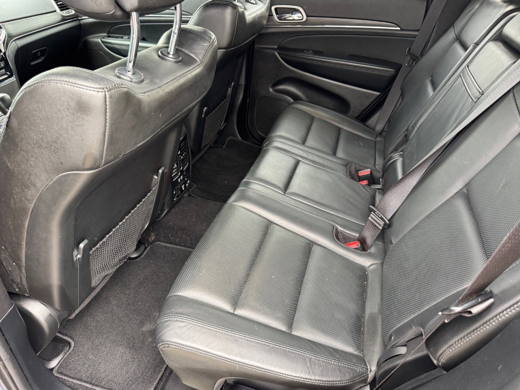 Used 2020 Jeep Grand Cherokee Limited w/ Luxury Group II image 11