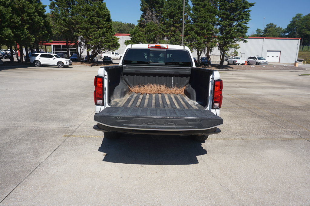 Used 2023 Chevrolet Colorado W/T w/ WT Convenience Package RWD image 15