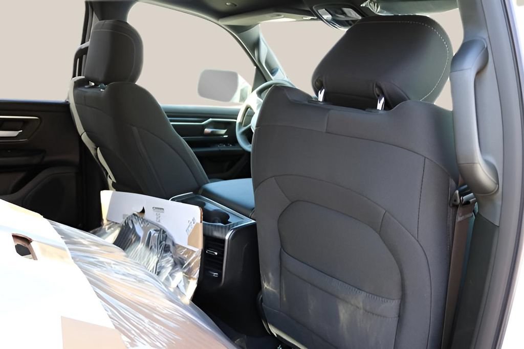 New 2026 RAM 1500 Lone Star AWD/4WD image 17