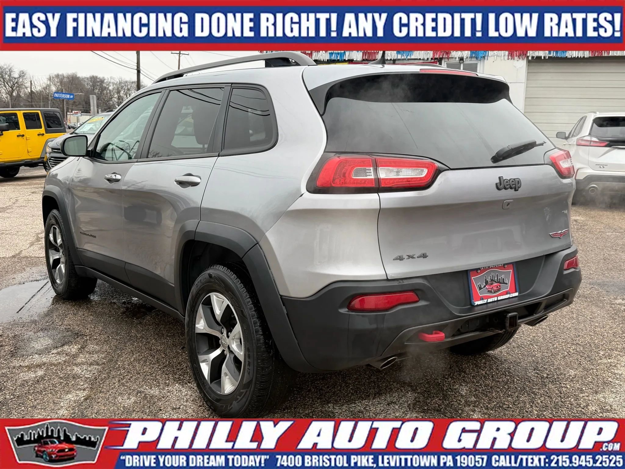 Used 2016 Jeep Cherokee Trailhawk w/ Comfort & Convenience Group image 6