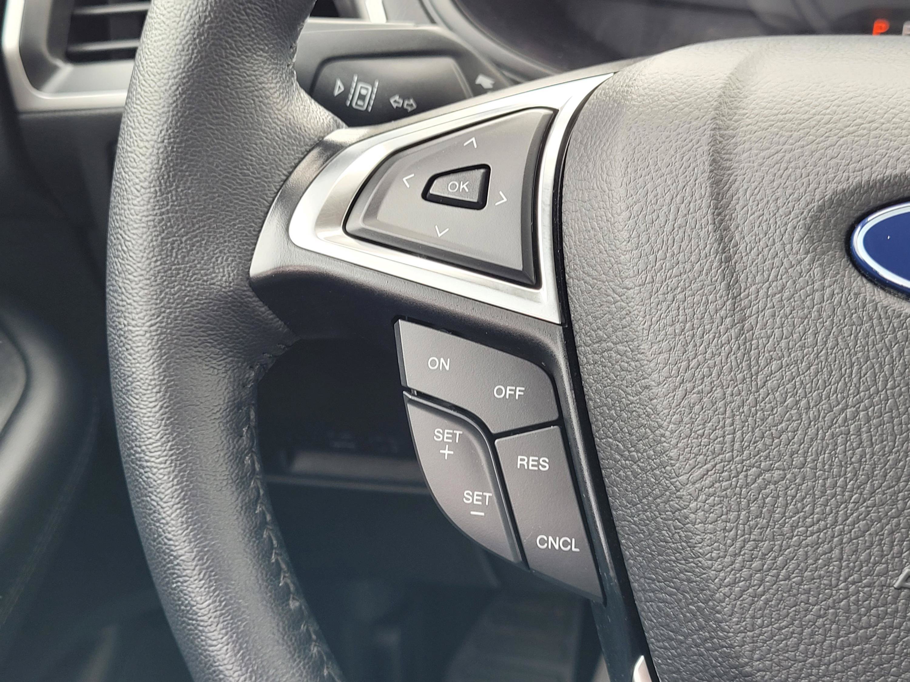 Used 2023 Ford Edge SEL w/ Convenience Package AWD/4WD image 13