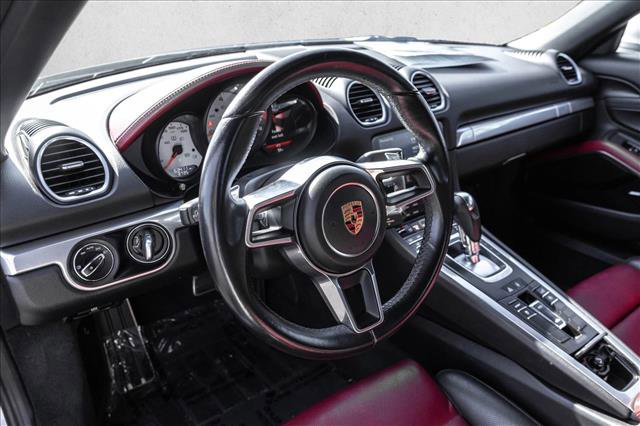 Used 2017 Porsche 718 Boxster S RWD image 10