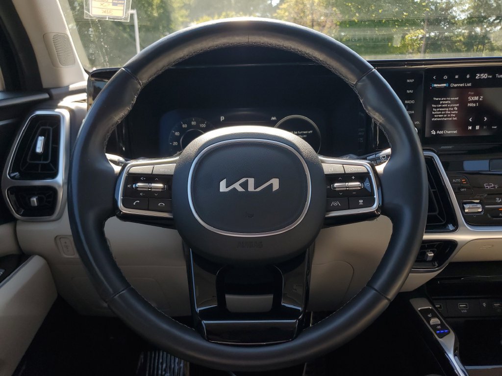 Used 2023 Kia Sorento SX AWD/4WD image 23