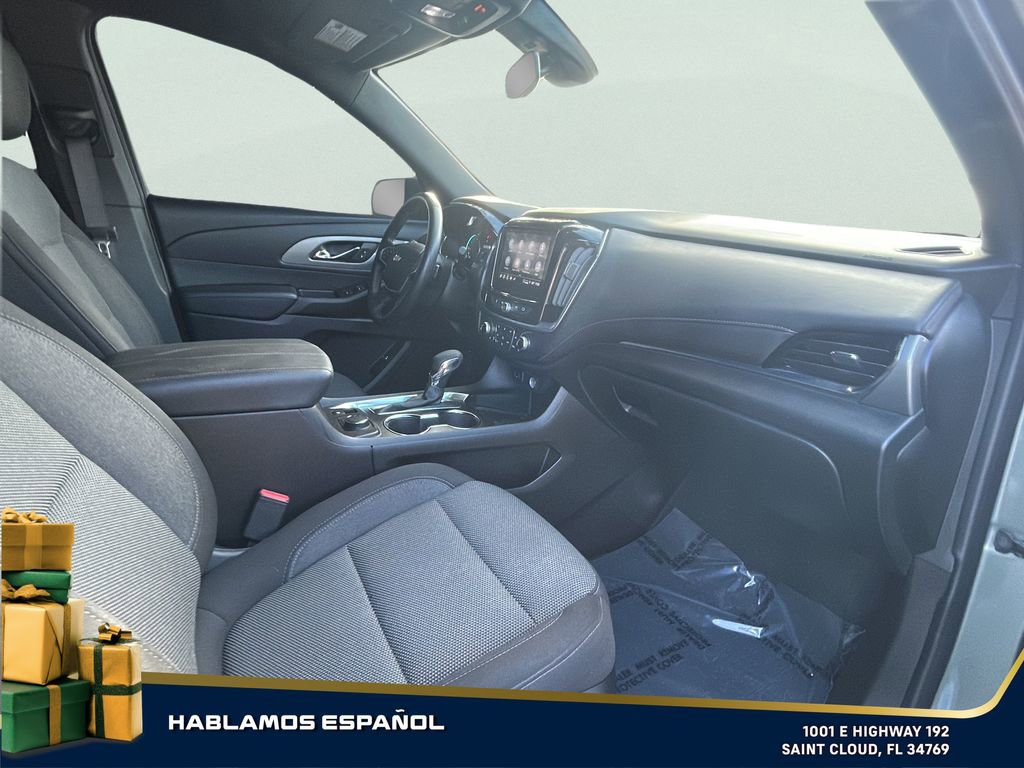 Used 2023 Chevrolet Traverse LT image 25