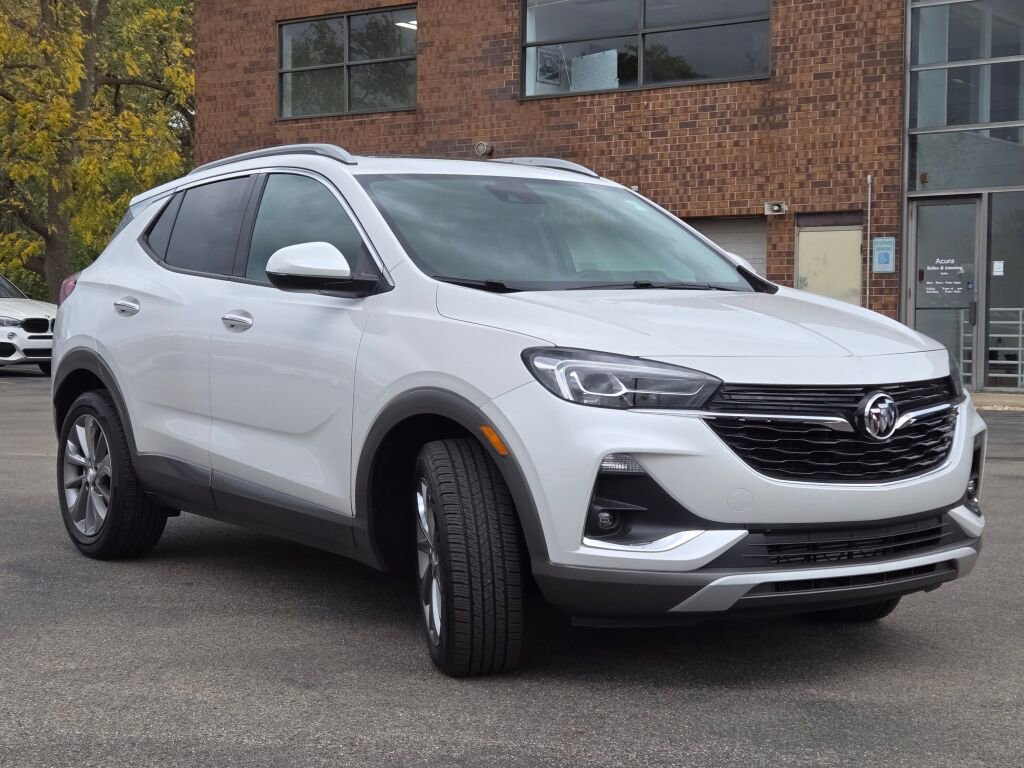 Used 2022 Buick Encore GX Essence w/ Experience Buick Package image 6