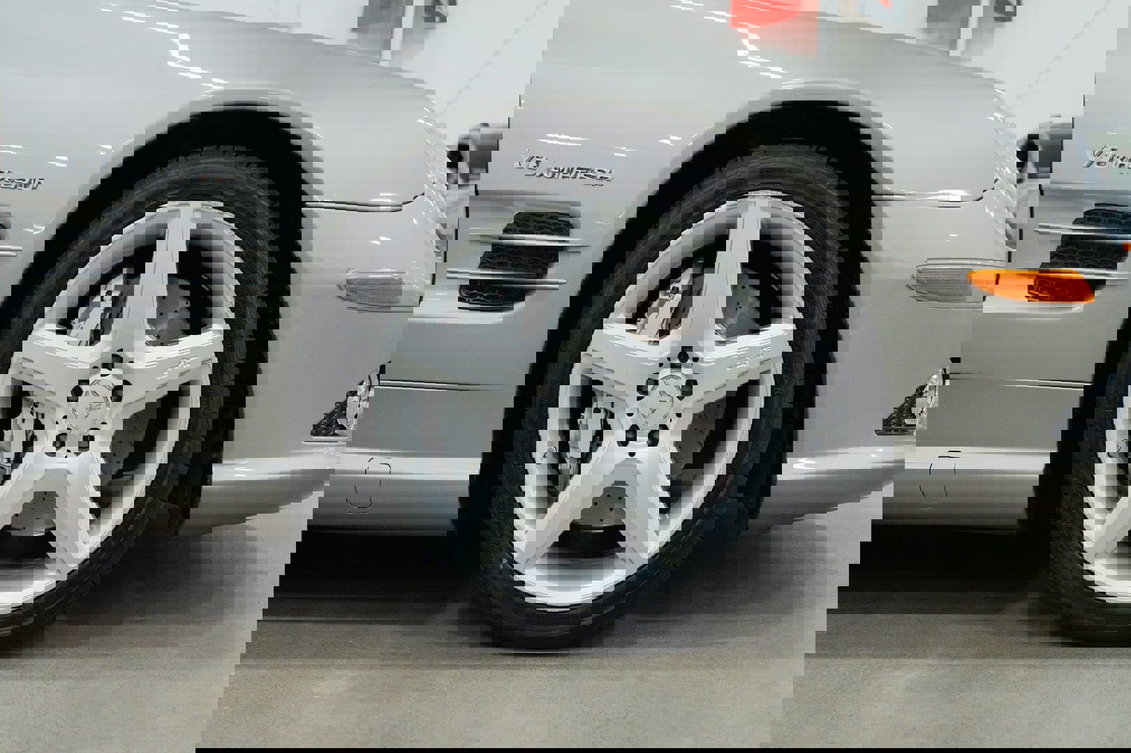 Used 2008 Mercedes-Benz SL 55 AMG image 13