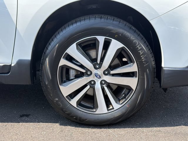Used 2019 Subaru Outback 2.5i Limited AWD/4WD image 10