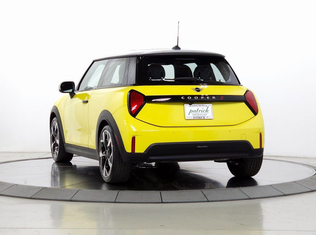 Used 2025 MINI Cooper S FWD image 6