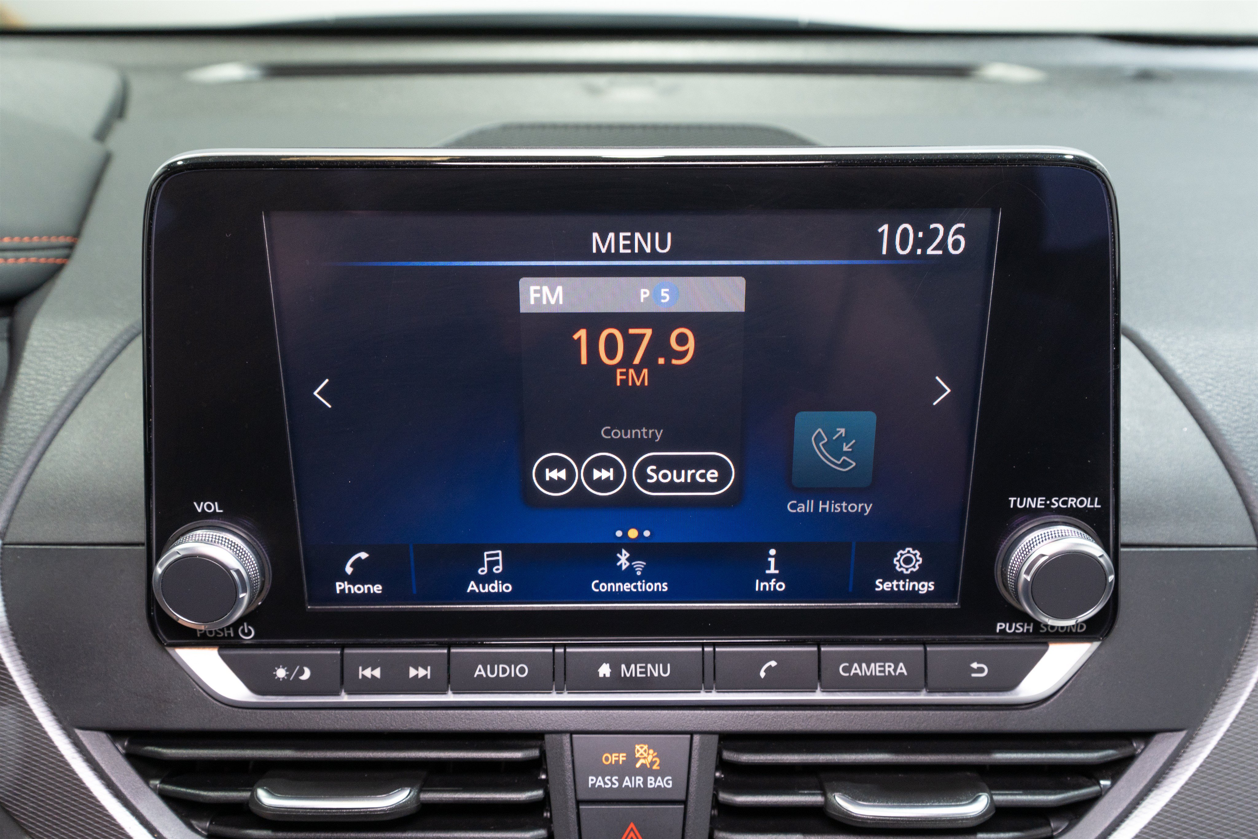 Used 2024 Nissan Altima 2.5 SR FWD image 16
